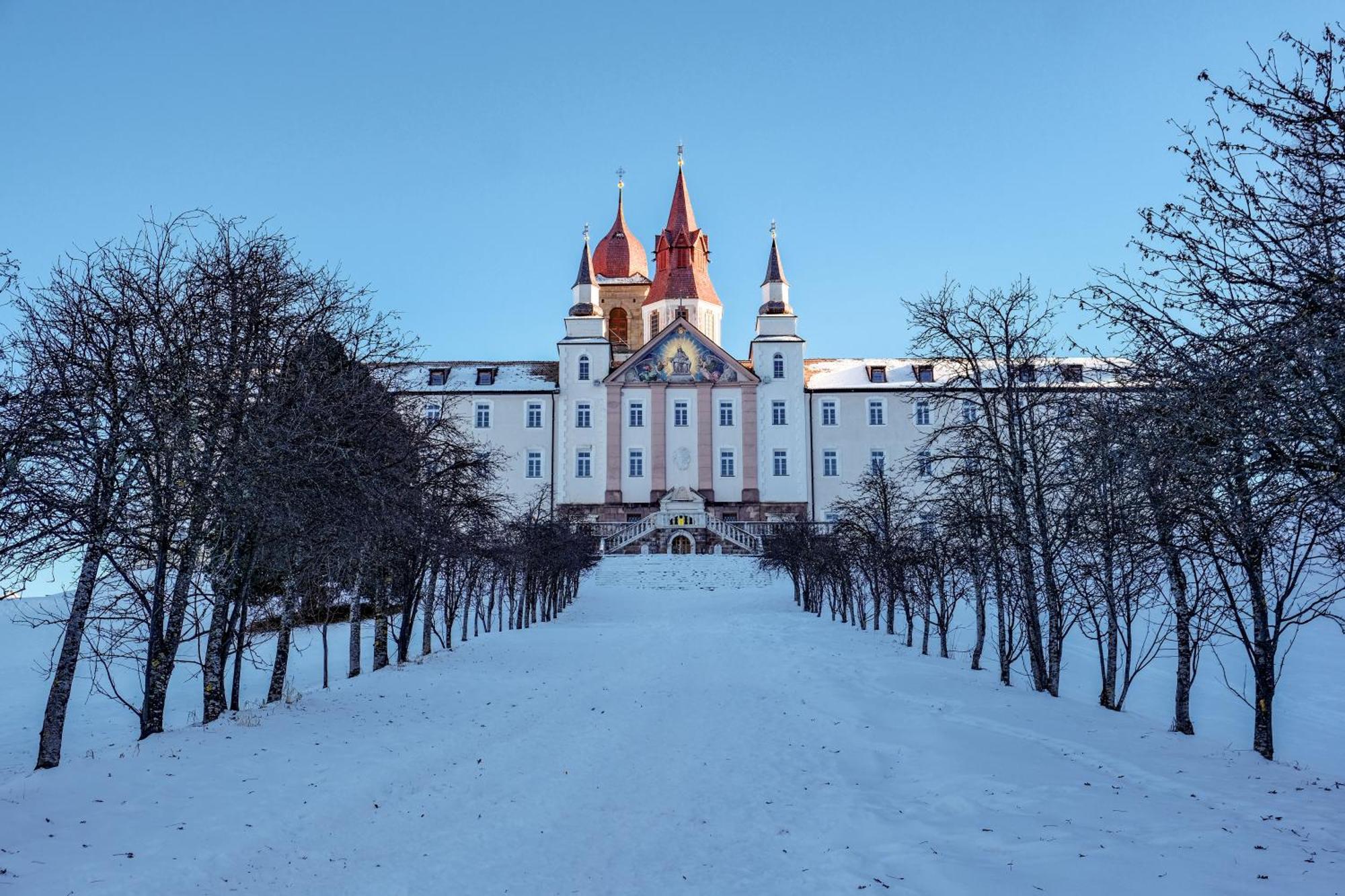 Hotel Corno Bianco Nova Ponente Kültér fotó